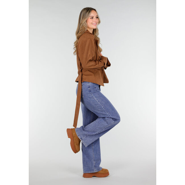 Brauner Mantel im Wildleder-Look mit Schleifengürtel