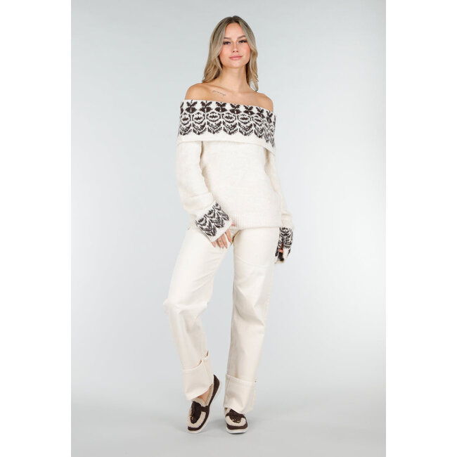 Cremefarbener Off-Shoulder-Strickpullover aus Stretchwolle mit braunem Muster