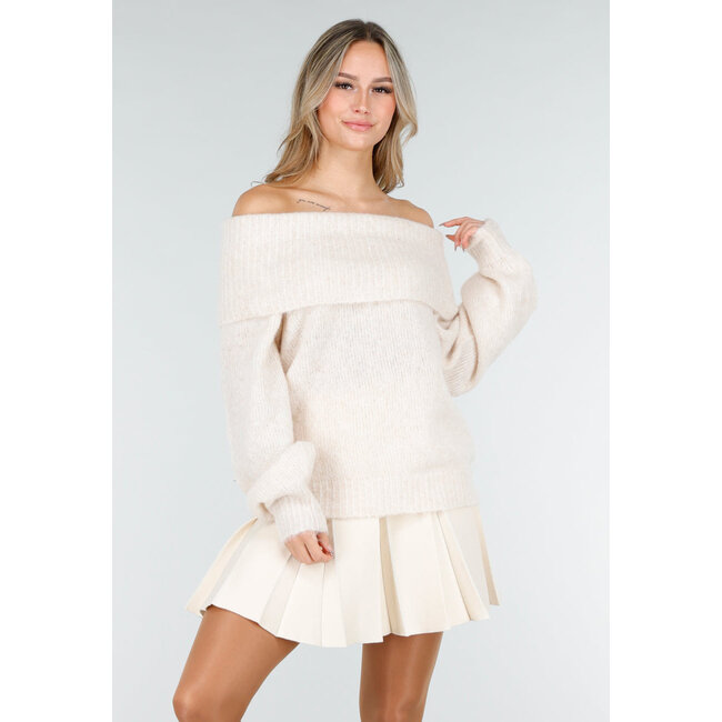 Cremefarbener Off-Shoulder-Pullover mit Wolle und lockerer Passform