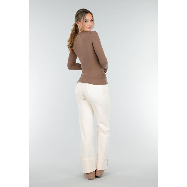 Braunes asymmetrisches Stretch-Oberteil mit langen Ärmeln und Rüschendetail