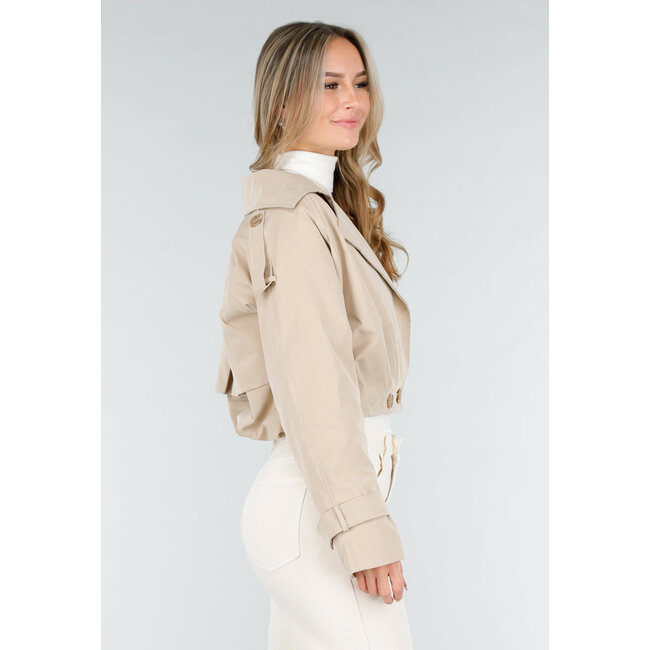 Light Beige Short Trench Coat with Buttons and Lapel Collar