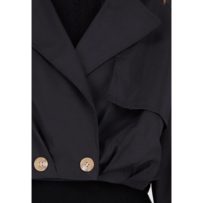 Schwarzer kurzer Trenchcoat mit Knöpfen und Reverskragen