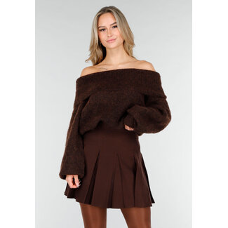 Dunkelbrauner Off-Shoulder-Pullover mit Wolle