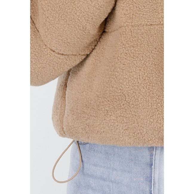 Beige Teddyjacke mit abnehmbarer Kapuze