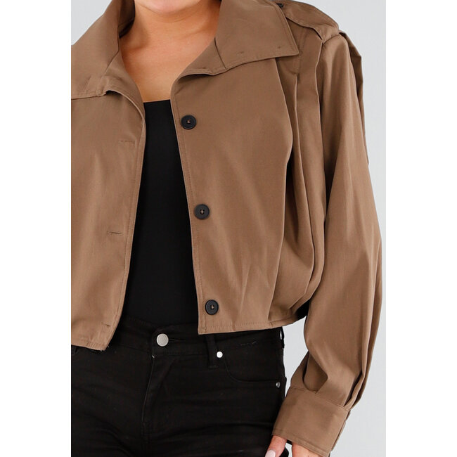 Brauner, verkürzter Trenchcoat mit Knopfverschluss und breitem Kragen