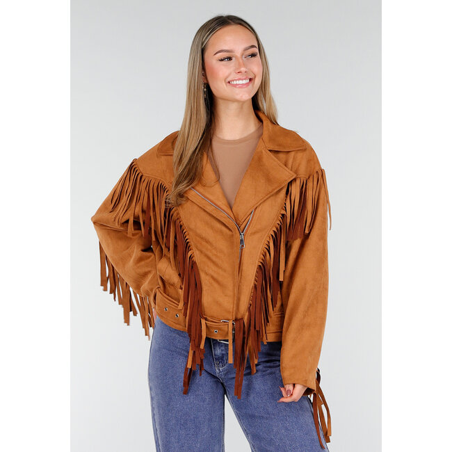 Braune Jacke in Wildlederoptik mit langen Fransen und Schnallenverschluss