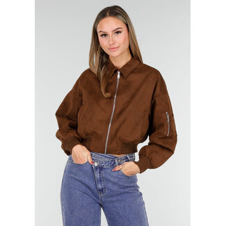 Braune Wildleder-Bomberjacke in verkürzter Länge