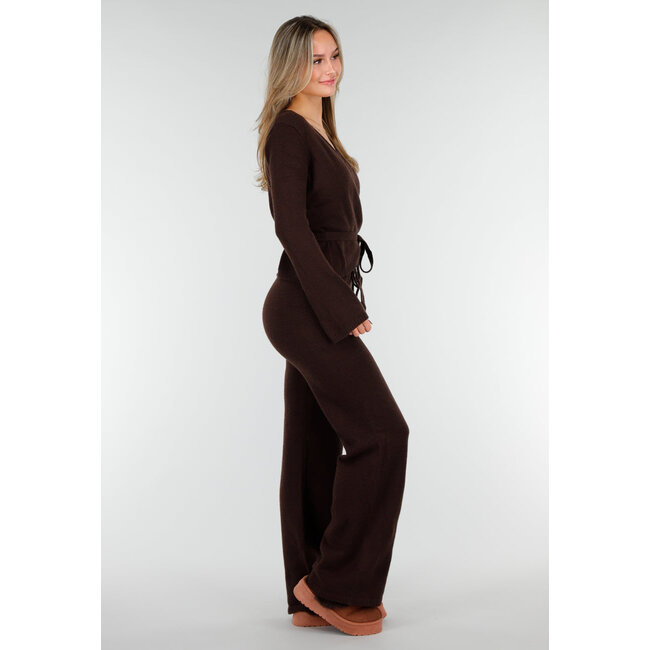 Braune Strick-Loungehose mit Kordelzug und geraden, weit fallenden Beinen