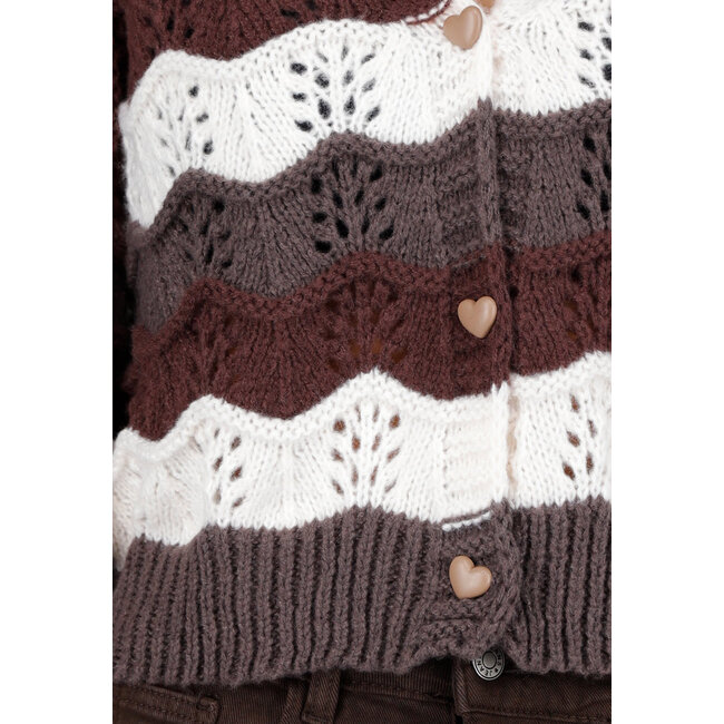 Braun-beige Strickjacke mit Wellenstreifen und herzförmigen Knöpfen