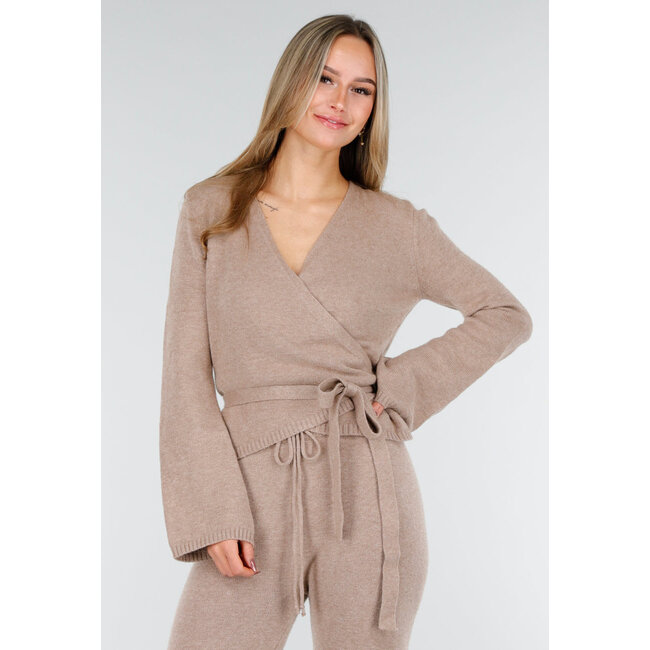 Beige Strick-Wickeloberteil