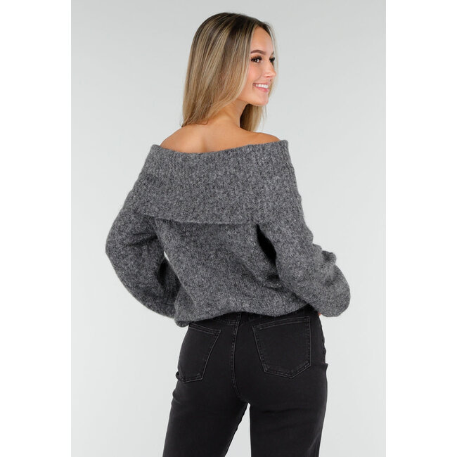 Grauer Off-Shoulder-Strickpullover mit weitem Rollkragen und langen Ärmeln