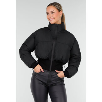 Schwarze kurze Daunenjacke