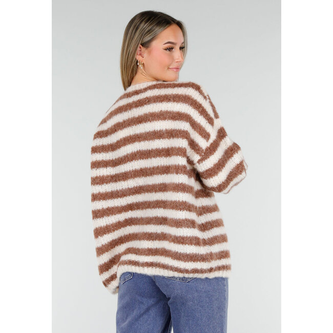 Gestreifter Strickcardigan in Braun und Weiß mit locker fallendem Schnitt