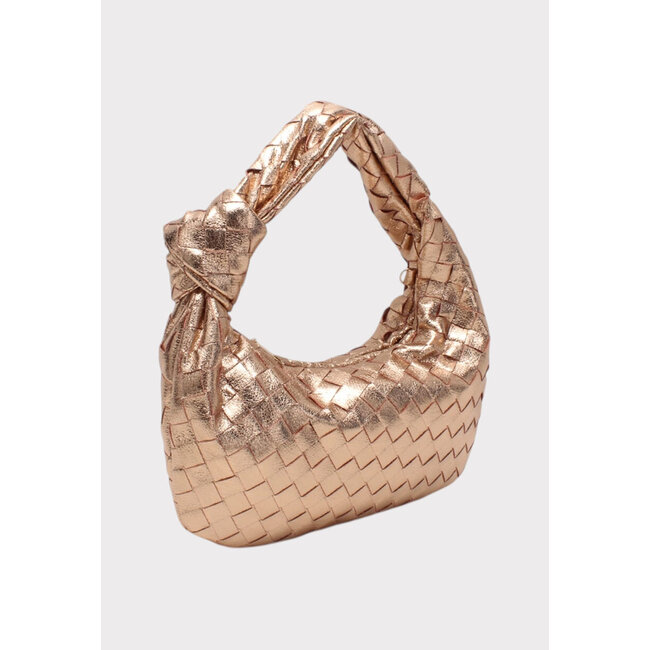 Geflochtene Handtasche mit kurzem Henkel