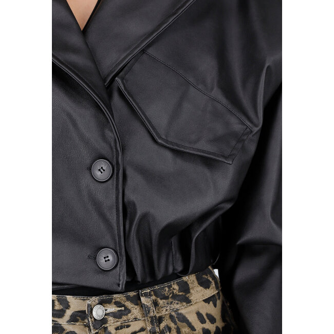 Schwarze Kunstleder-Cropped-Jacke mit Oversize-Ärmeln