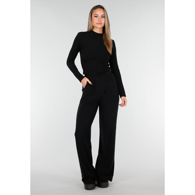 Schwarze weiche Stretchhose mit geradem Bein