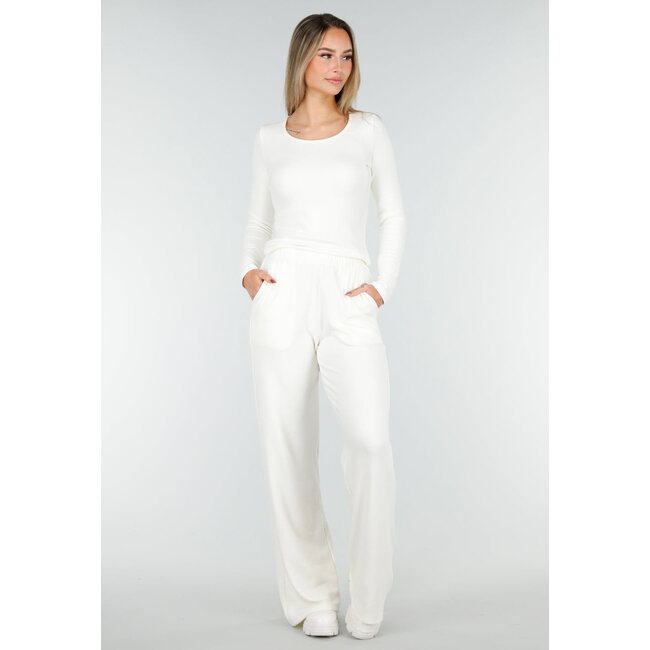 Weiße, weiche Stretchhose mit geradem Bein