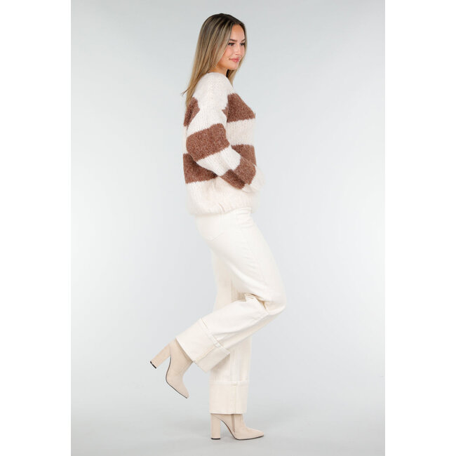 Gestreifter cremefarbener und brauner Wollpullover mit langen Ärmeln