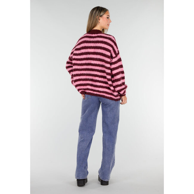 Gestreiftes rosa und bordeauxrotes Wolljacke mit langen Ärmeln