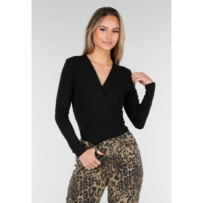 Schwarzer Wickelbody