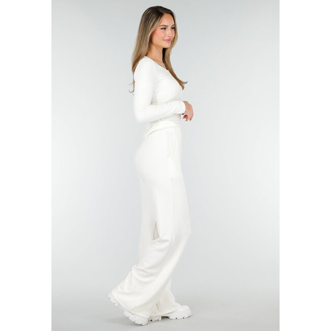 Weißes, weiches Stretch-Oberteil mit Rundhalsausschnitt und langen Ärmeln