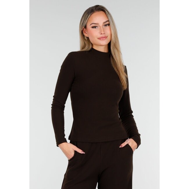 Braunes Fleece-Stretch-Oberteil mit Rollkragen