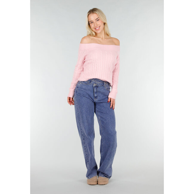 Hellrosa Off-Shoulder-Pullover mit Zopfmuster und breitem Halsausschnitt