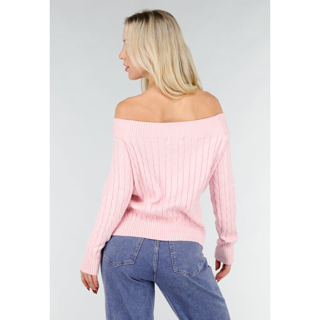 Hellrosa Off-Shoulder-Pullover mit Zopfmuster und breitem Halsausschnitt
