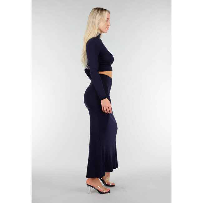 Navyfarbenes zweiteiliges Set mit Cut-Out-Oberteil und Maxirock