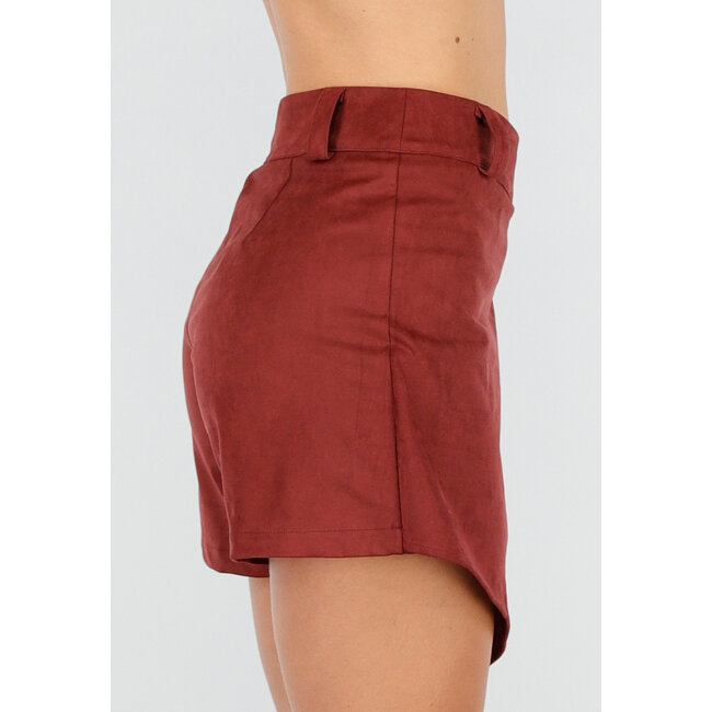 Roter asymmetrischer Skort mit Stretch und Wildlederoptik