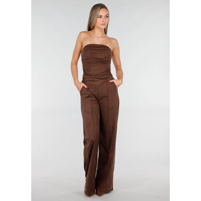 Braune Wildlederhose mit geradem Bein und Nahtdetails