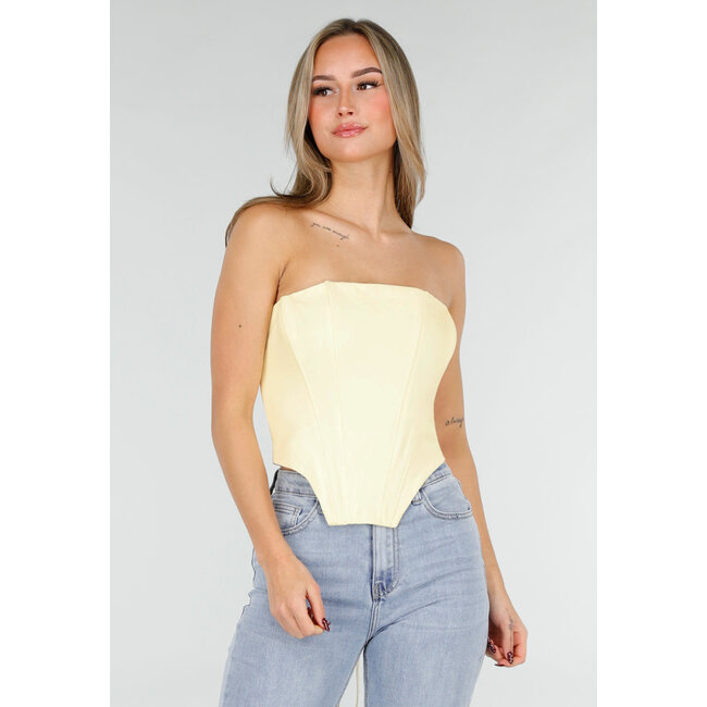 Buttergelbes Blazerset mit trägerlosem Oberteil