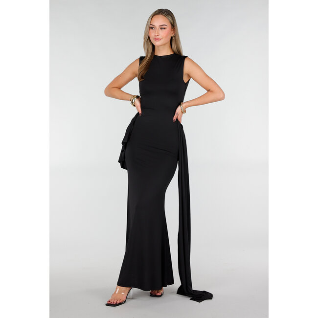 Schwarzes elegantes Maxikleid mit taillierter Passform