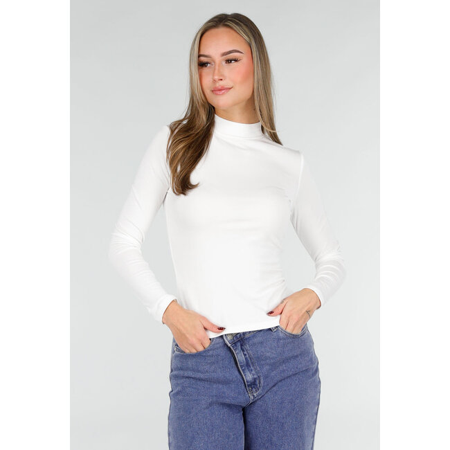 Weißer Stretch-Rollkragenpullover