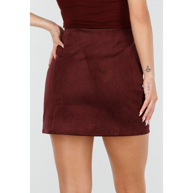 Burgunderroter Rock in Wildlederoptik in Minilänge mit einfarbigem Muster