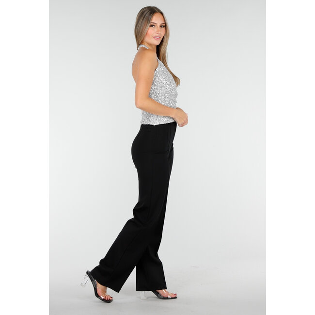 Silbernes Neckholder-Top mit Glitzer und offenem Rücken