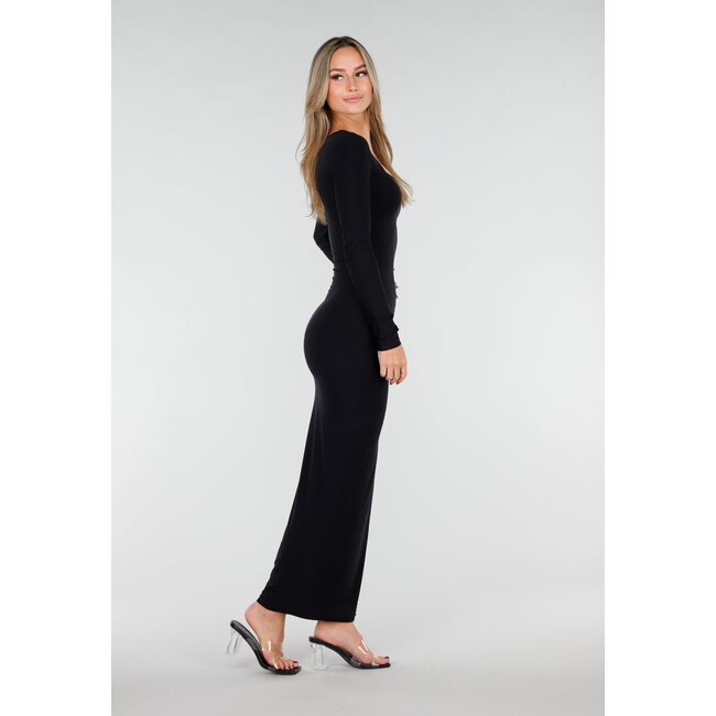 Schwarzes Super-Stretch-Maxikleid mit langen Ärmeln und Push-up-Polstern