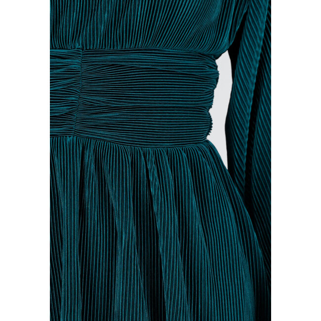 Dark Green Pleated Dress with Wide Sleeves and Ruffled Waist