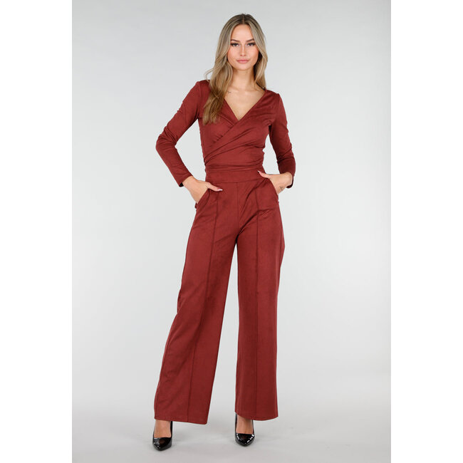 Rote Wildlederhose mit Stretch-Bund