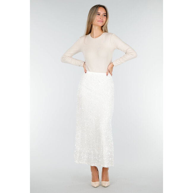 Weißer Midirock mit Allover-Pailletten und dezent ausgestelltem Saum