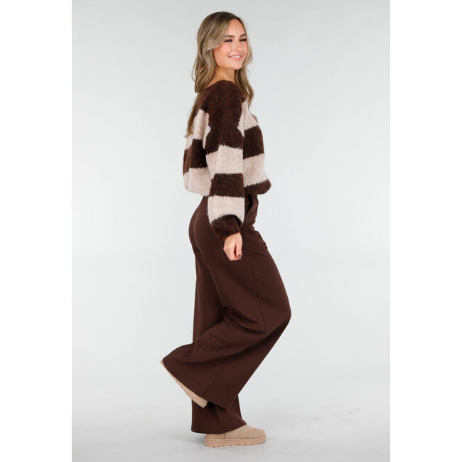 Braune Lounge-Hose mit weitem Bein