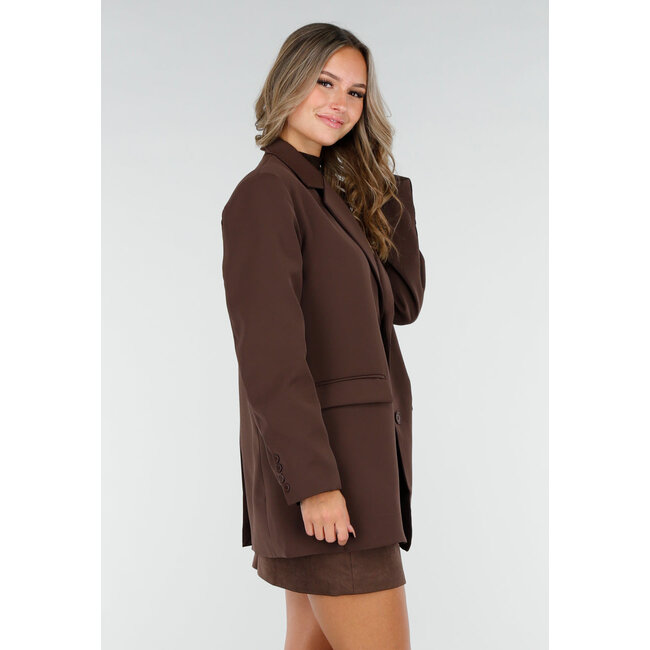 Brauner Oversized-Blazer mit Knöpfen und Pattentaschen