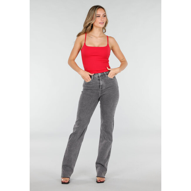 Rotes Spaghetti-Sporttop mit Stretch