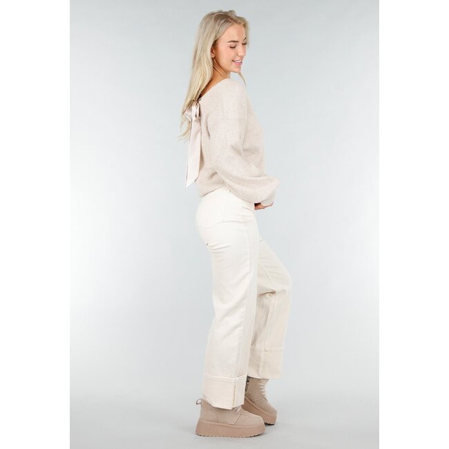 Beige Strickpullover mit offenem Rücken und Satin-Schleifendetail