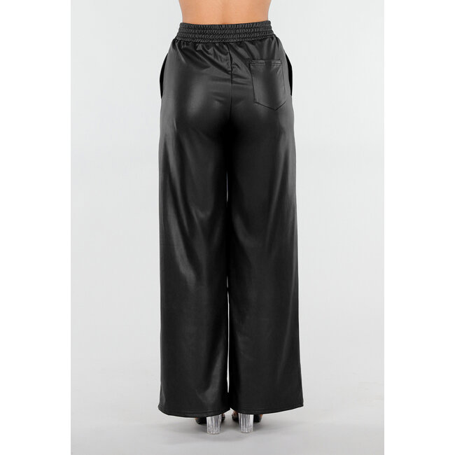 Schwarze Hose in Lederoptik mit elastischem Bund