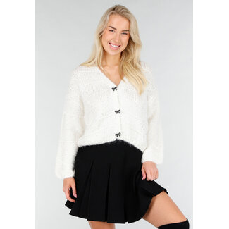 Weißes Strickjacke mit Schleifenknöpfen