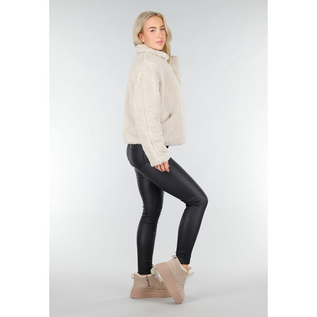 Beige Teddyjacke mit weicher Fleece-Textur und Stehkragen