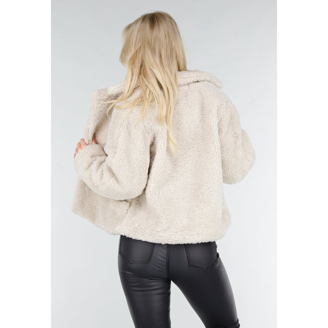 Beige Teddyjacke mit weicher Fleece-Textur und Stehkragen