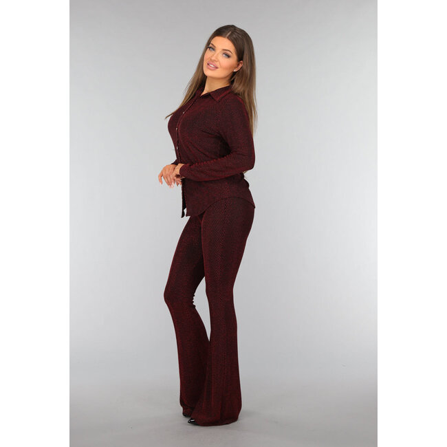 Rote Glitzerbluse mit Zickzack-Muster