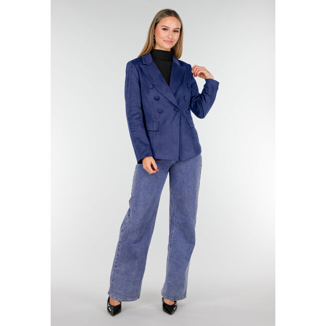 Blauer Wildlederblazer mit doppelten Knöpfen